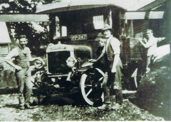First Dancer and Hearne Lorry C1924